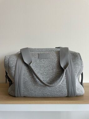 Dagne Dover Heather Gray Neoprene Landon Carryall Duffle Travel Gym Large